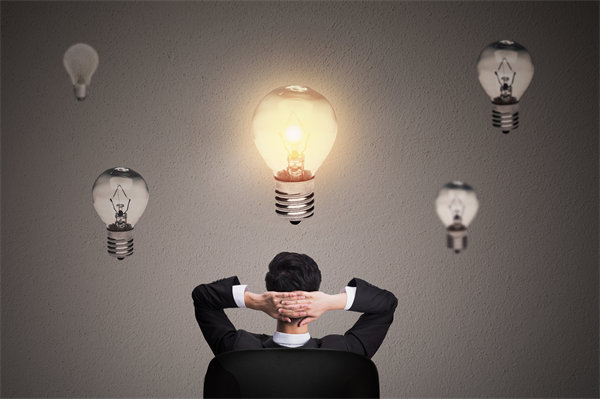 創(chuàng)新企業(yè)管理思維，激發(fā)員工潛能，推動企業(yè)騰飛