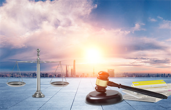 薪酬管理中如何確保合法合規(guī)，避免法律風(fēng)險？