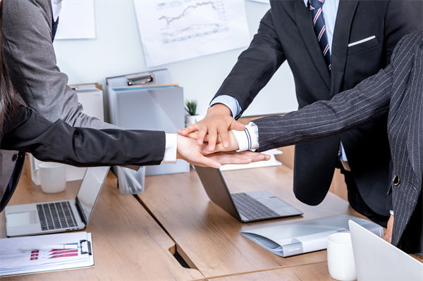 年度經(jīng)營計劃如何與企業(yè)的長期戰(zhàn)略目標(biāo)相銜接？