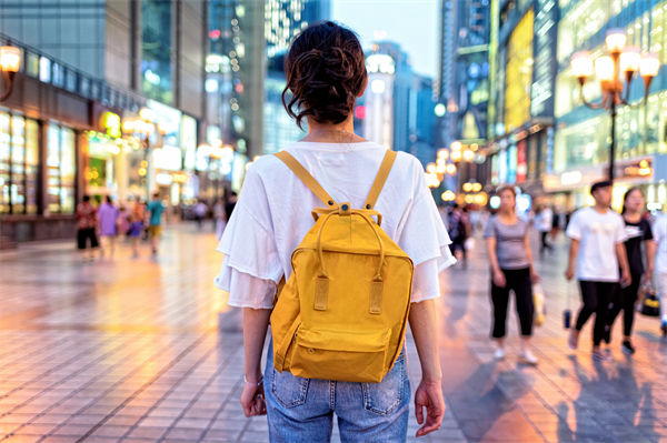 明年消費(fèi)市場(chǎng)總體態(tài)勢(shì)如何？企業(yè)對(duì)此有哪些啟示？