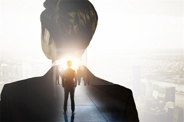 如何制定符合企業(yè)長(zhǎng)期戰(zhàn)略目標(biāo)的組織規(guī)劃方案？