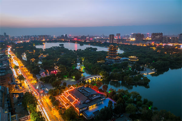 戰(zhàn)略規(guī)劃總落空？濟(jì)南戰(zhàn)略咨詢公司如何讓目標(biāo)落地有跡可循？