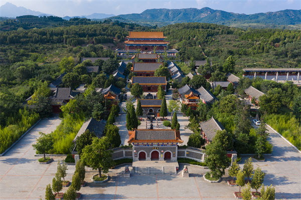 企業(yè)計(jì)劃年年空轉(zhuǎn)？煙臺(tái)年度經(jīng)營(yíng)咨詢?nèi)绾巫屇繕?biāo)從模糊變可落地？